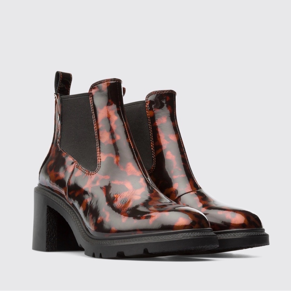 Camper Whitnee Tortoise Shell Patent Leather Chelsea Boots High Heel Sz 38